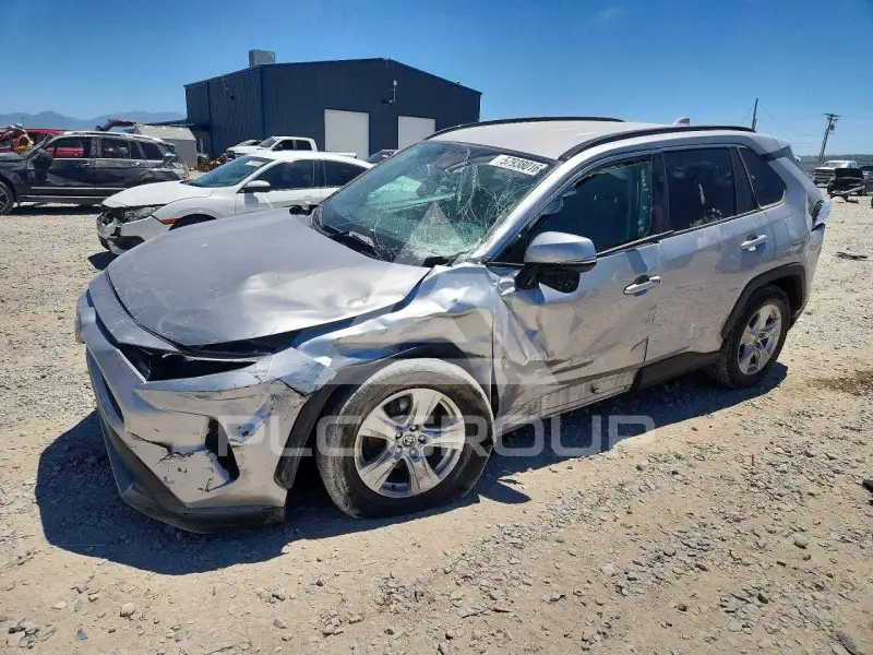 2021 Toyota RAV4 photo