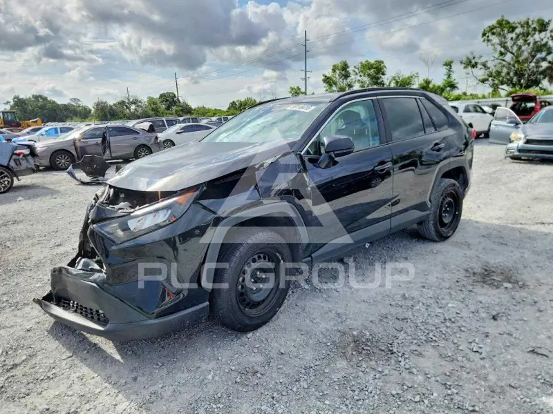 2021 Toyota RAV4 photo