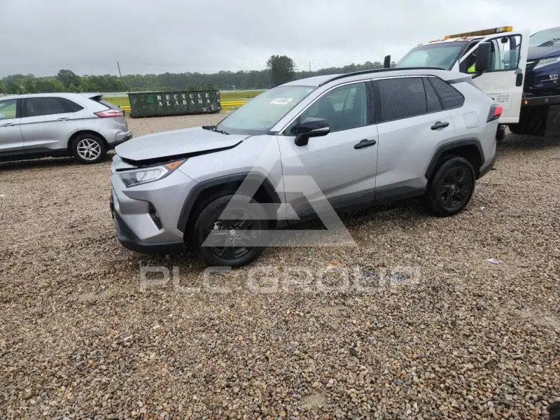 2021 Toyota RAV4 фото