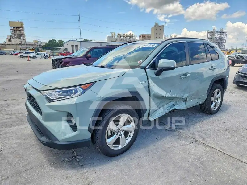 2021 Toyota RAV4 photo