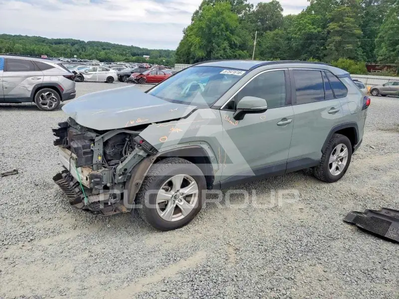 2021 Toyota RAV4 фото