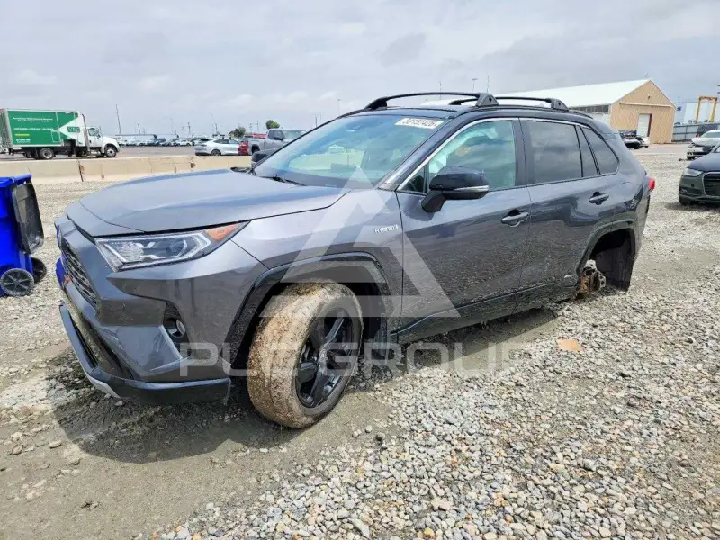 2021 Toyota RAV4 фото