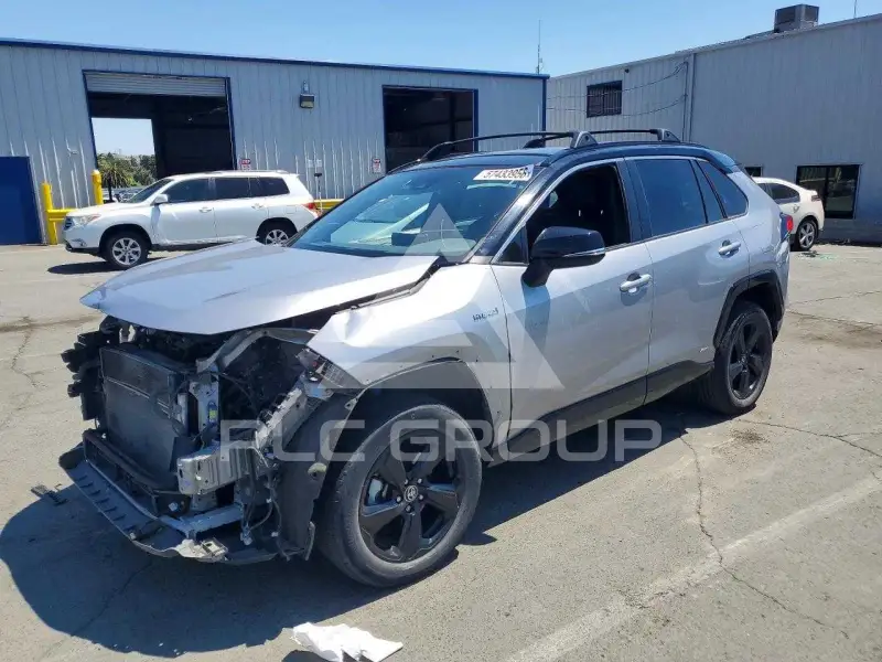 2021 Toyota RAV4 фото