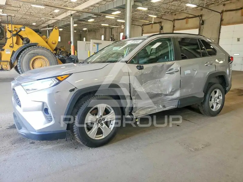 2021 Toyota RAV4 фото
