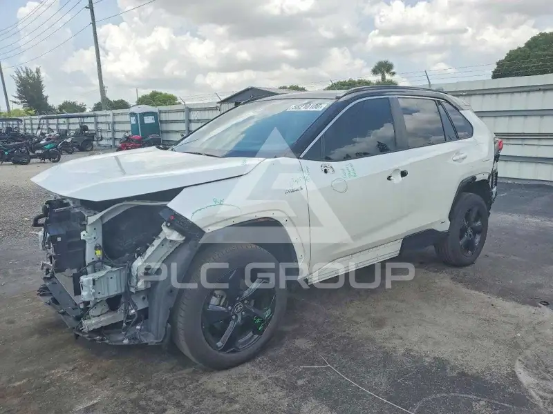 2021 Toyota RAV4 фото