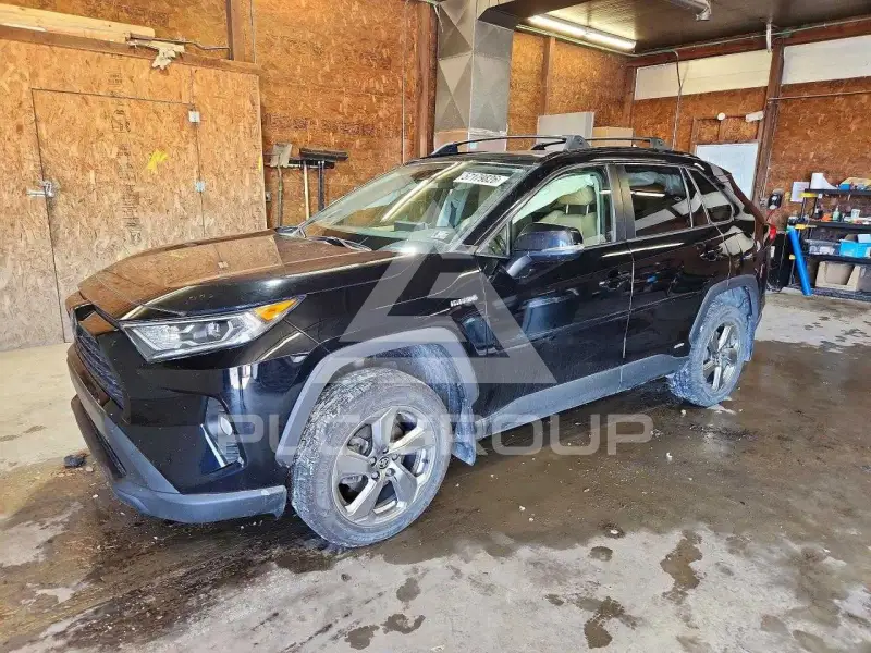 2021 Toyota RAV4 photo