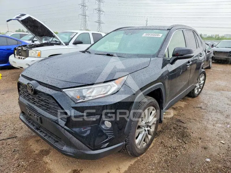 2021 Toyota RAV4 фото