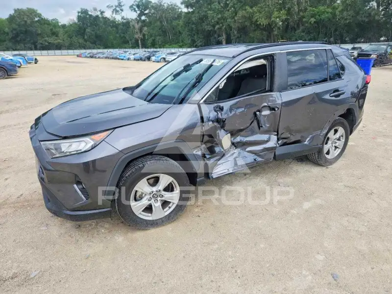 2021 Toyota RAV4 photo