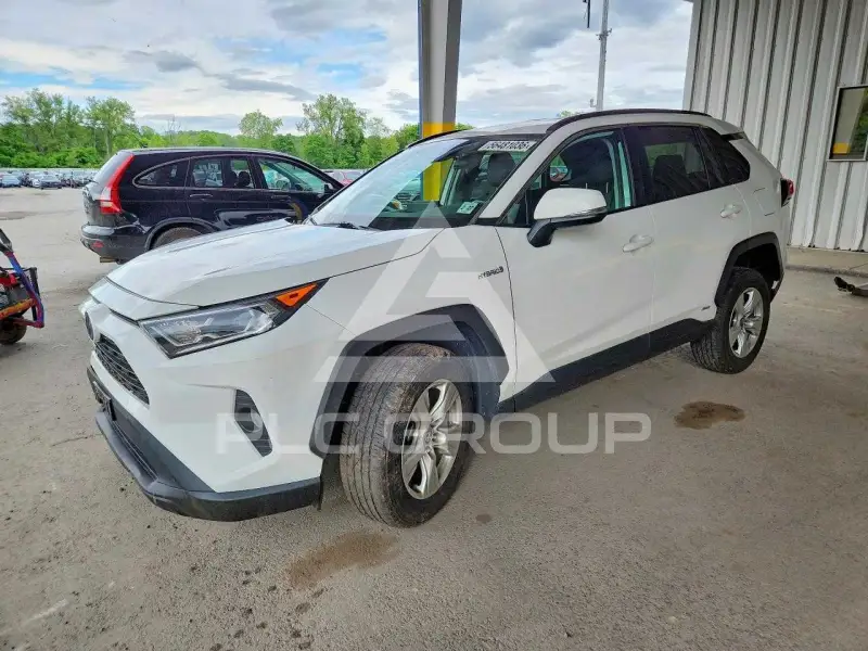 2021 Toyota RAV4 photo