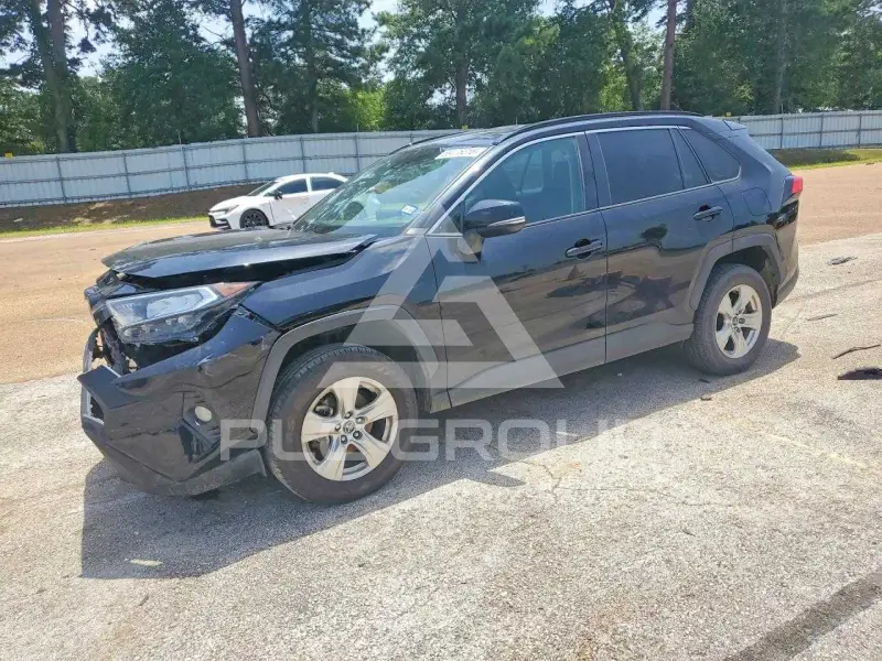 2021 Toyota RAV4 photo