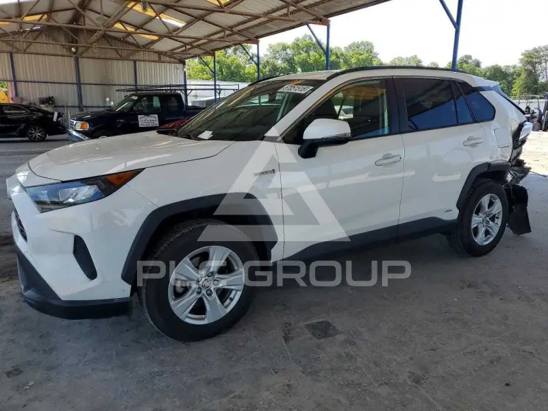 2021 Toyota RAV4 photo