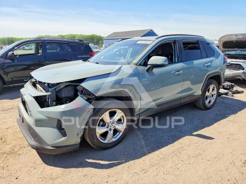 2021 Toyota RAV4 фото