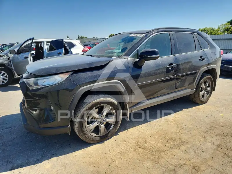 2021 Toyota RAV4 photo
