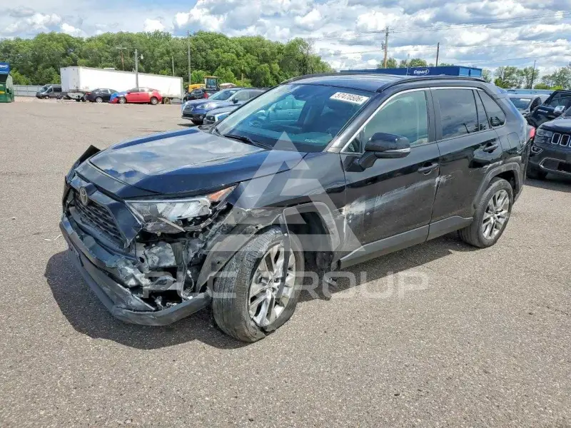 2021 Toyota RAV4 фото