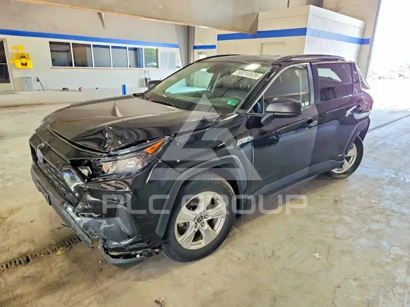 2021 Toyota RAV4 photo