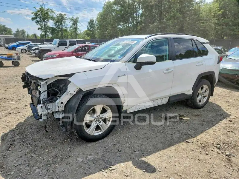 2021 Toyota RAV4 photo