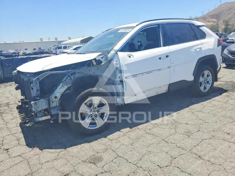 2021 Toyota RAV4 фото