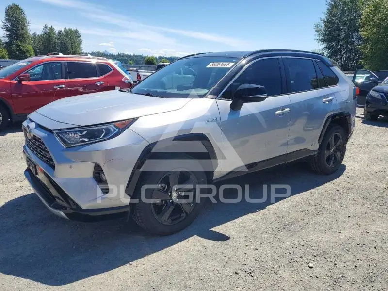 2021 Toyota RAV4 фото