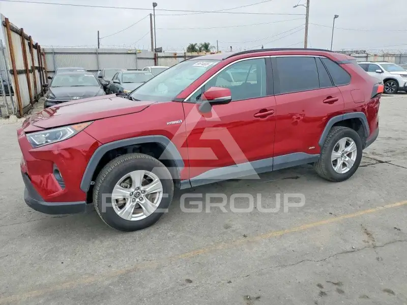 2021 Toyota RAV4 photo