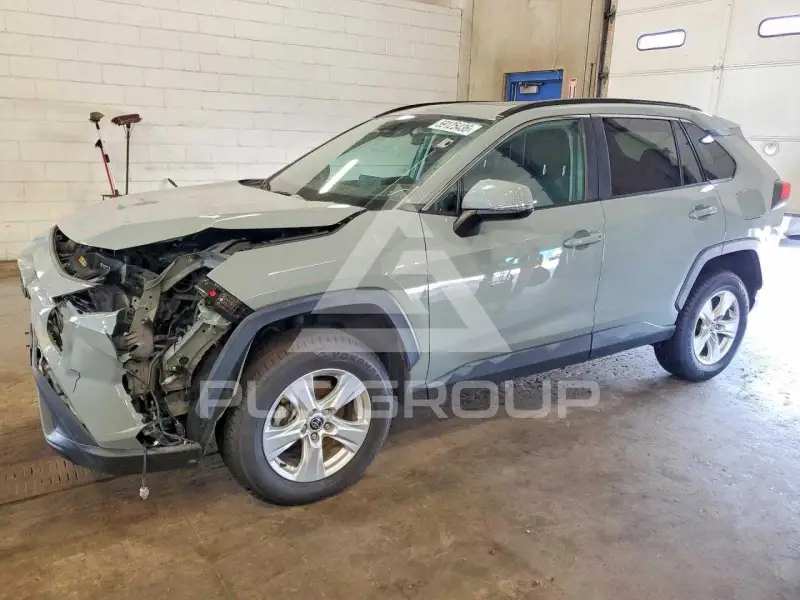2021 Toyota RAV4 фото