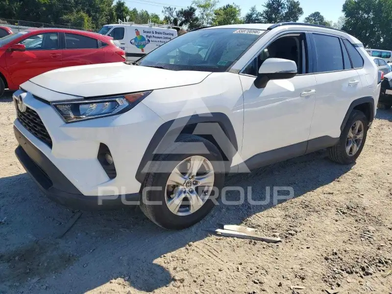 2021 Toyota RAV4 photo