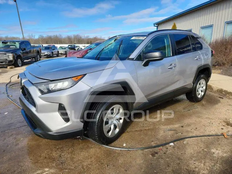 2021 Toyota RAV4 photo