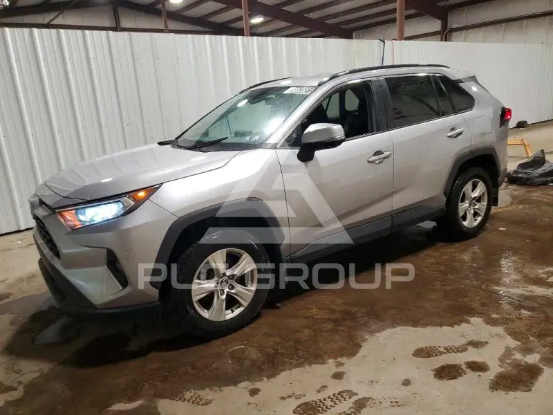 2021 Toyota RAV4 photo