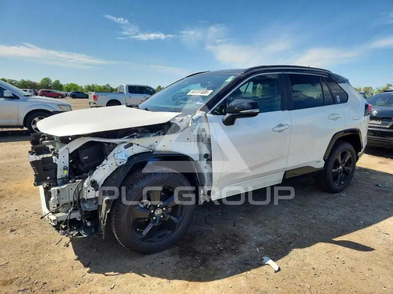 2021 Toyota RAV4 фото
