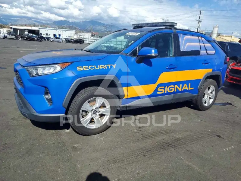 2021 Toyota RAV4 фото