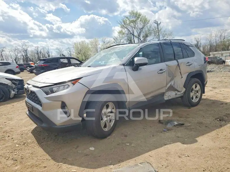 2021 Toyota RAV4 фото