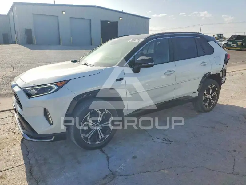 2021 Toyota RAV4 photo