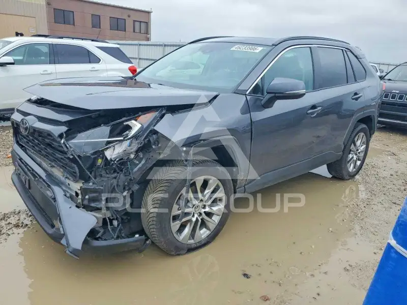 2021 Toyota RAV4 photo