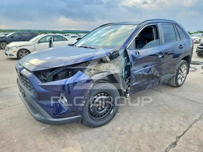 2021 Toyota RAV4 photo