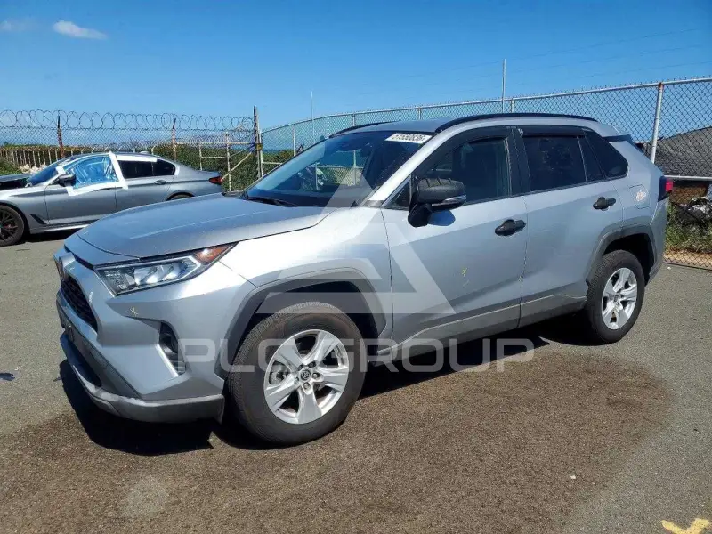 2021 Toyota RAV4 фото