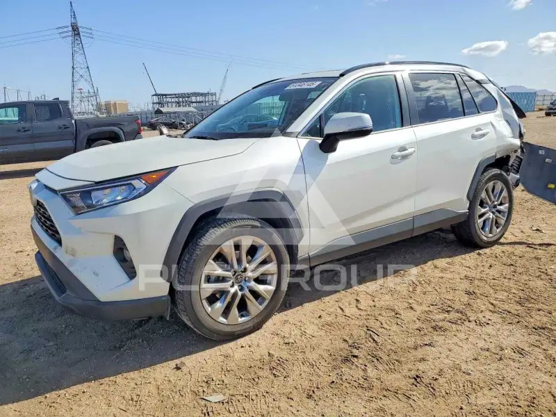2021 Toyota RAV4 photo
