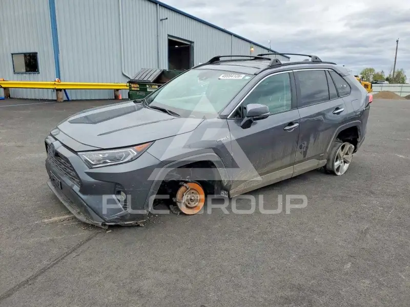 2021 Toyota RAV4 фото