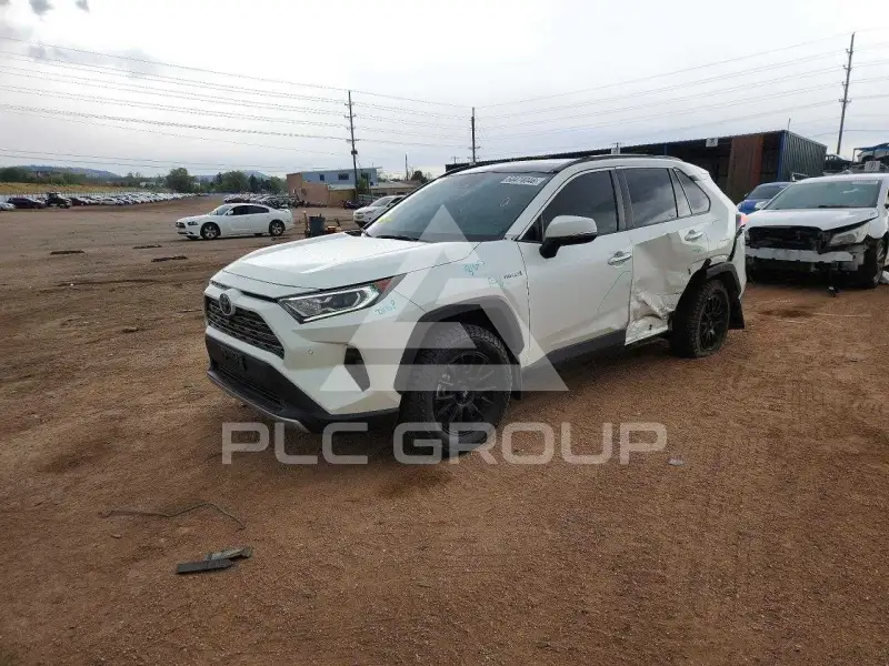 2021 Toyota RAV4 фото