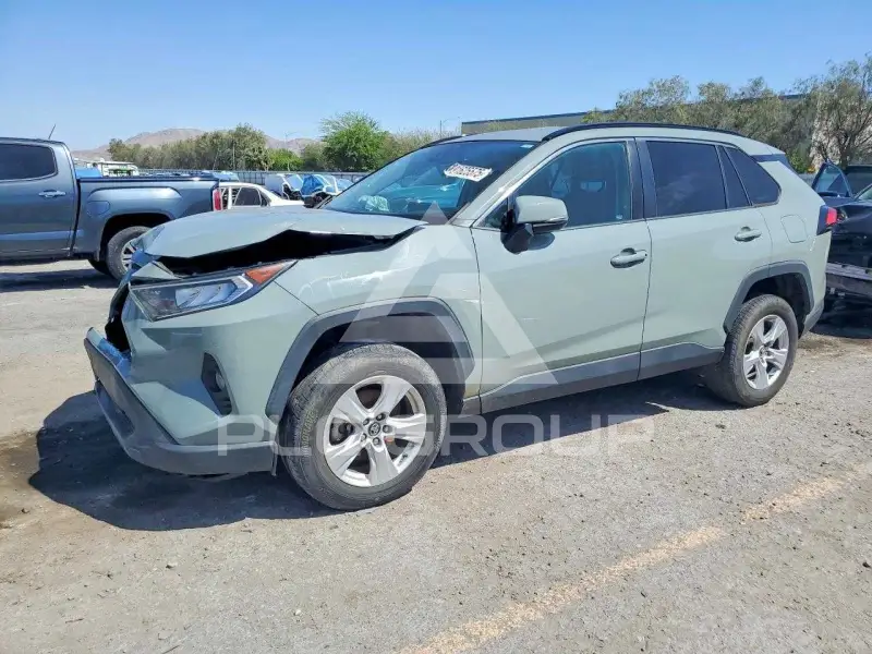 2021 Toyota RAV4 photo