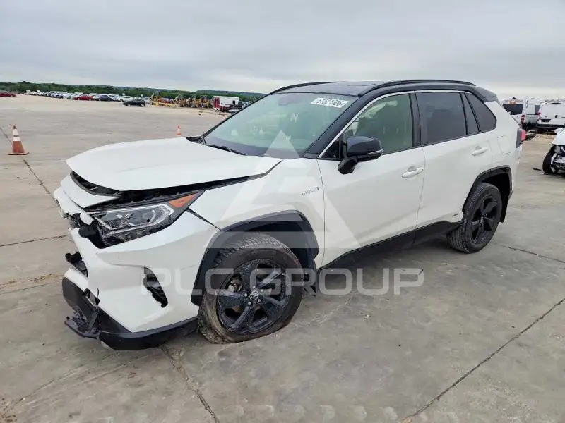 2021 Toyota RAV4 фото