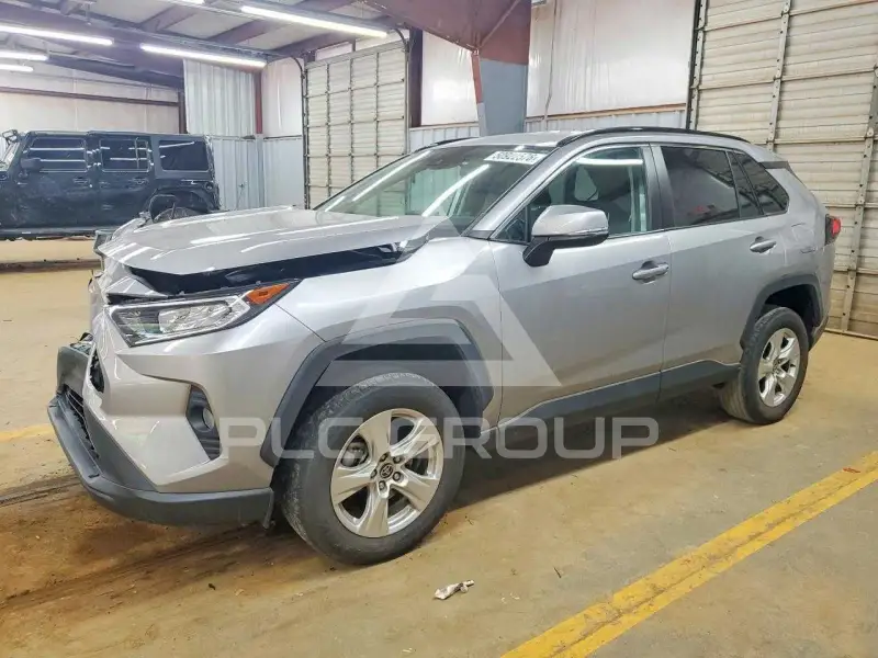 2021 Toyota RAV4 photo