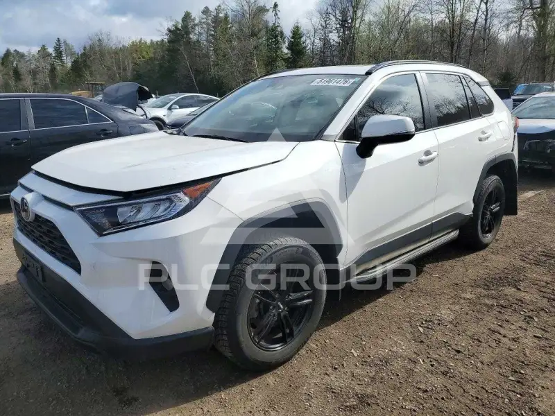 2021 Toyota RAV4 фото