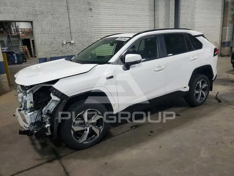 2021 Toyota RAV4 фото
