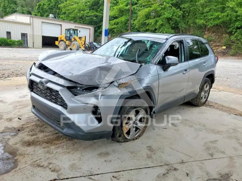 2021 Toyota RAV4 фото