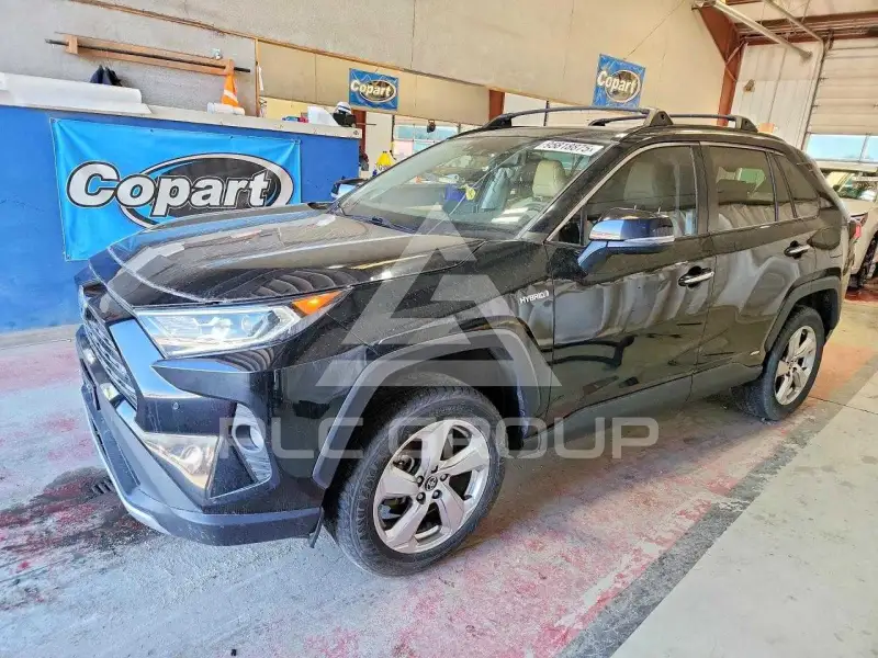 2021 Toyota RAV4 фото