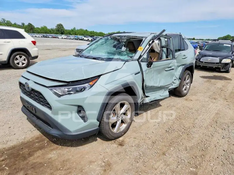 2021 Toyota RAV4 фото