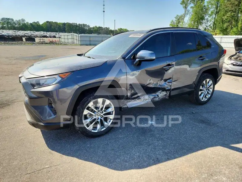 2021 Toyota RAV4 фото