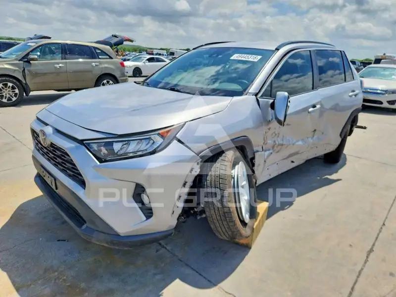 2021 Toyota RAV4 фото