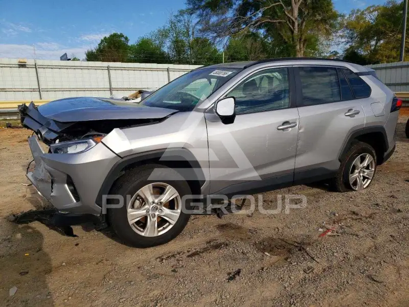 2021 Toyota RAV4 photo