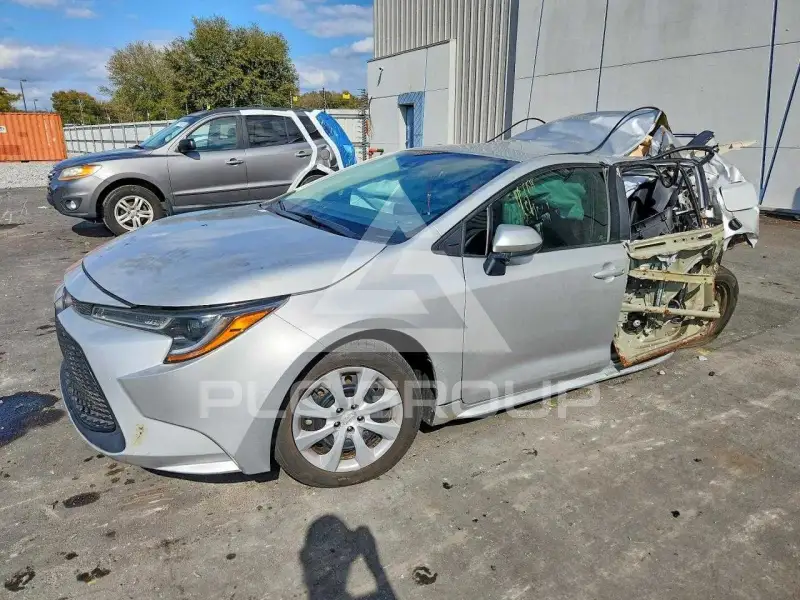 2021 Toyota COROLLA фото