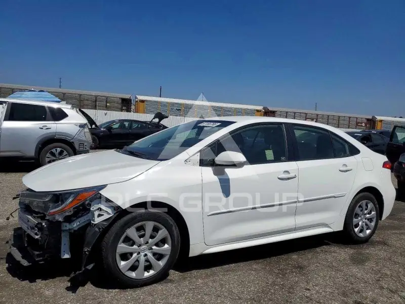 2021 Toyota COROLLA photo
